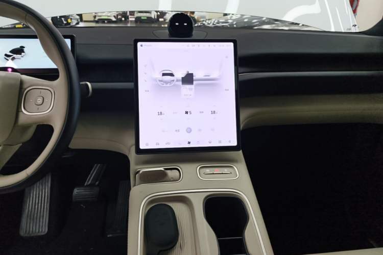 Used Nio ES6 2023 75 kWh Audio And AC Panel