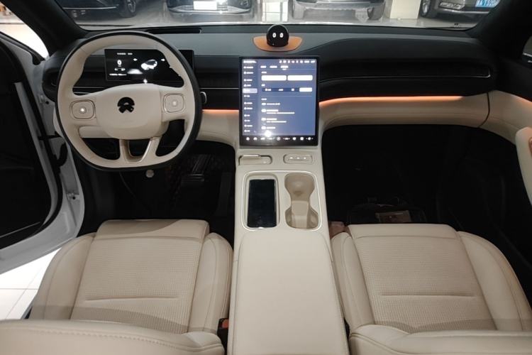 Used Nio ES6 2023 100kWh Center Console