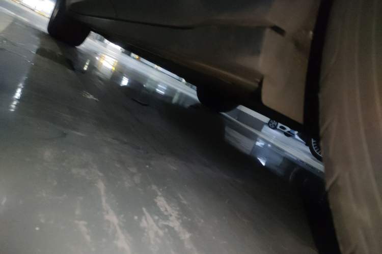 Used Nio ES6 2023 75 kWh Chassis Rear Left