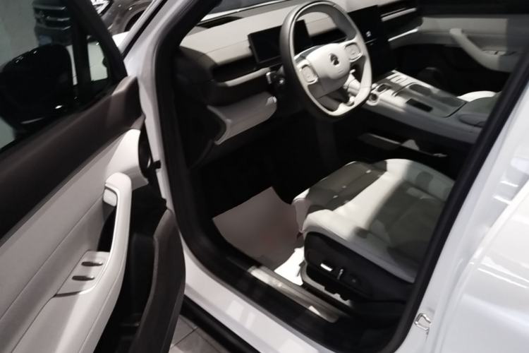Used Nio ES6 2023 75 kWh Driver Seat