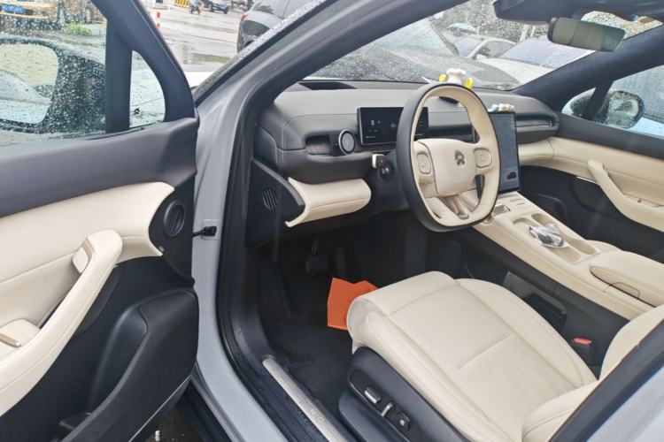 Used Nio ES6 2023 75 kWh Driver Seat