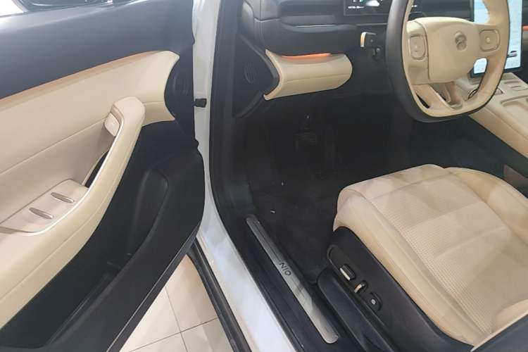 Used Nio ES6 2023 75 kWh Driver Seat