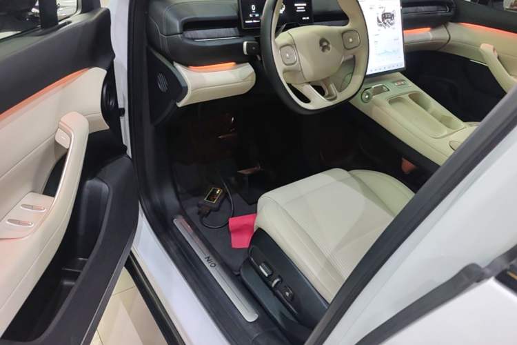 Used Nio ES6 2023 75 kWh Driver Seat