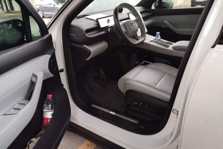 Used Nio ES6 2023 75 kWh Driver Seat