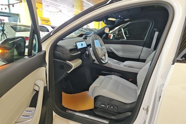 Used Nio ES6 2023 75 kWh Driver Seat