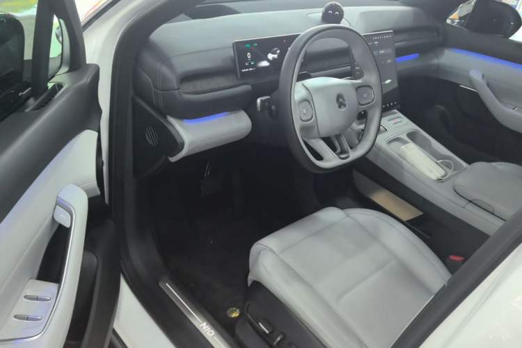 Used Nio ES6 2023 75 kWh Driver Seat