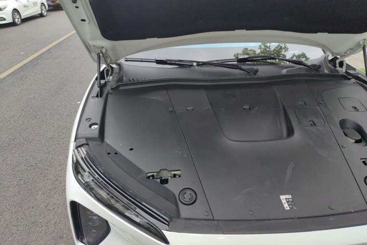 Used Nio ES6 2023 75 kWh Engine Bay Right