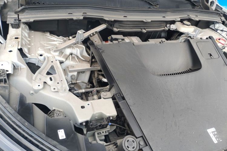 Used Nio ES6 2023 75 kWh Engine Bay Right