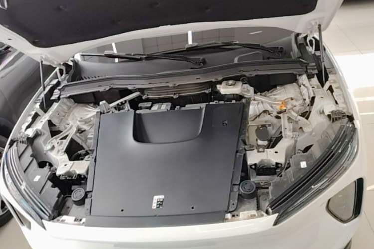 Used Nio ES6 2023 75 kWh Engine Bay