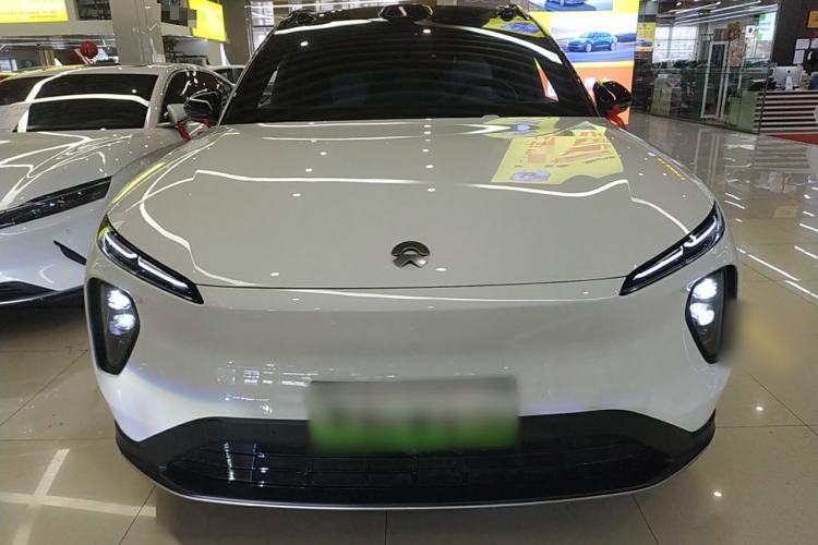 Used Nio ES6 2023 75 kWh Exterior 1