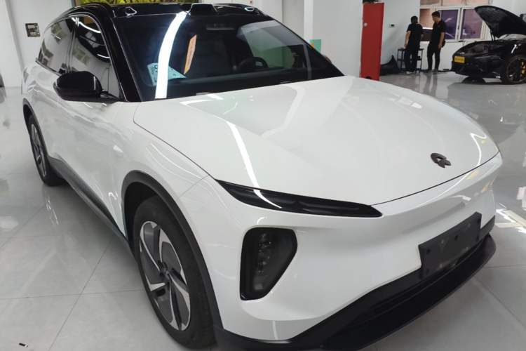 Used Nio ES6 2023 75 kWh Exterior 1