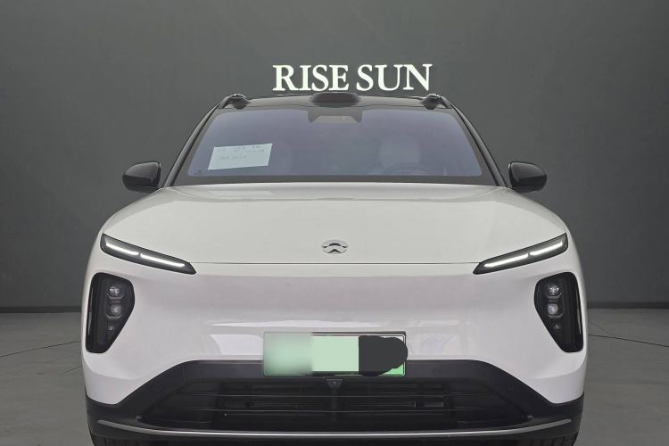 Used Nio ES6 2023 75 kWh Exterior 1