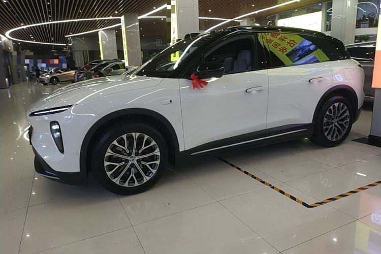 Used Nio ES6 2023 75 kWh Exterior 3