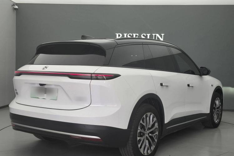 Used Nio ES6 2023 75 kWh Exterior 3