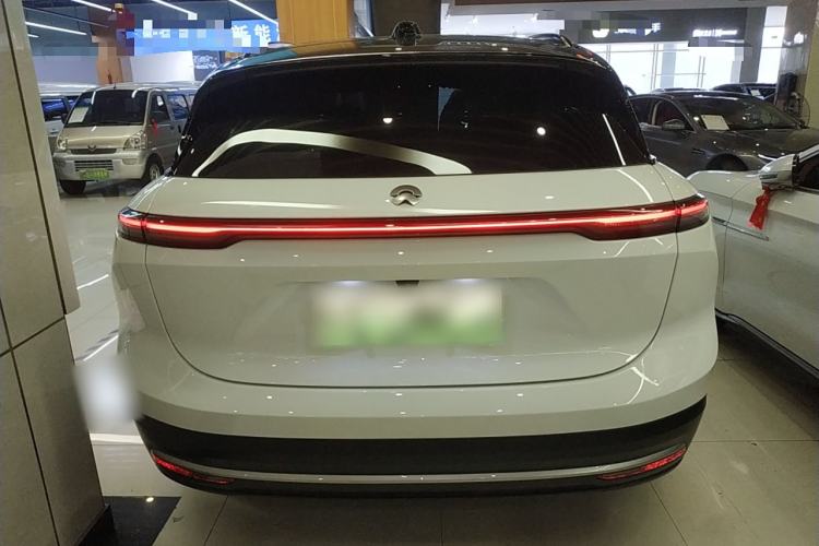 Used Nio ES6 2023 75 kWh Exterior 4
