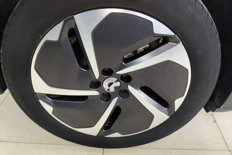 Used Nio ES6 2023 75 kWh Exterior 5