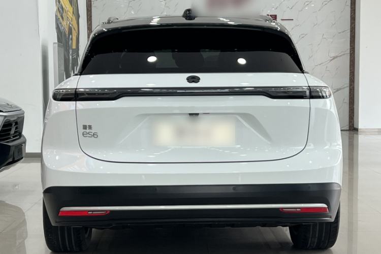 Used Nio ES6 2023 75 kWh Exterior 7