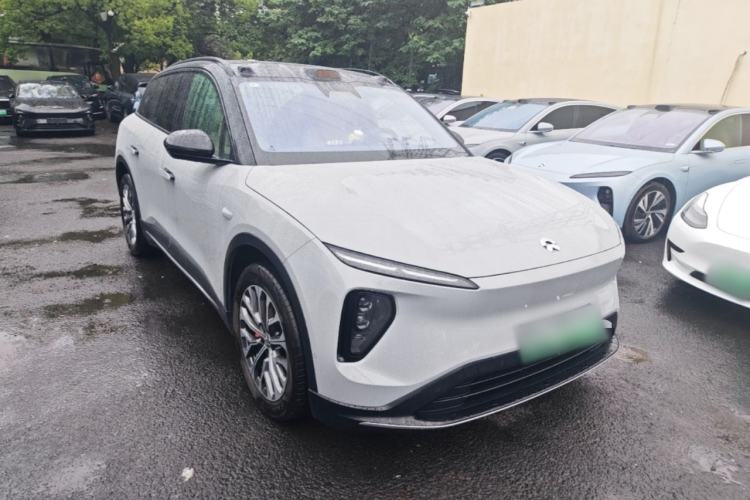 Used Nio ES6 2023 75 kWh Front Right 45 Deg