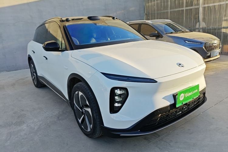 Used Nio ES6 2023 75 kWh Front Right 45 Deg