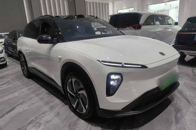 Used Nio ES6 2023 75 kWh Front Right 45 Deg