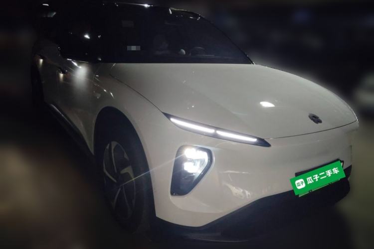 Used Nio ES6 2023 75 kWh Front Right 45 Deg