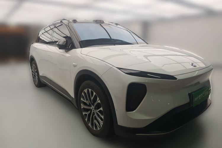 Used Nio ES6 2023 75 kWh Front Right 45 Deg