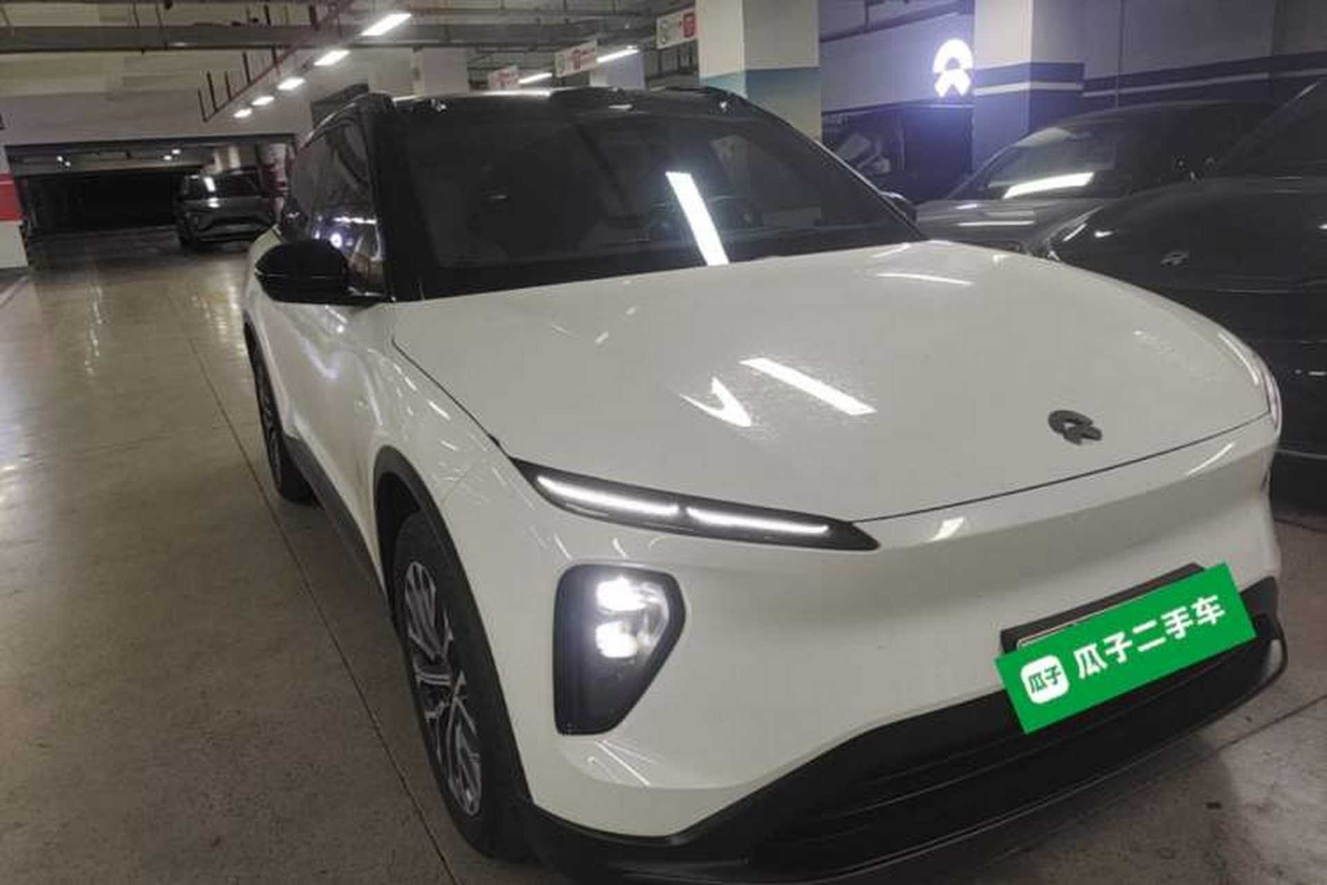 Used Nio ES6 2023 75 kWh Front Right 45 Deg