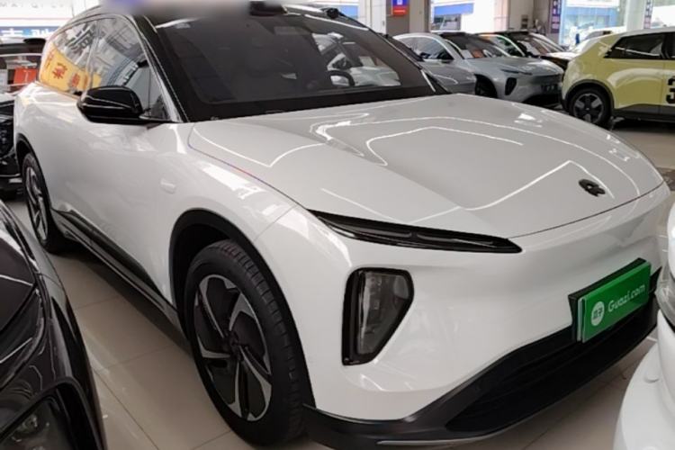Used Nio ES6 2023 75 kWh Front Right 45 Deg
