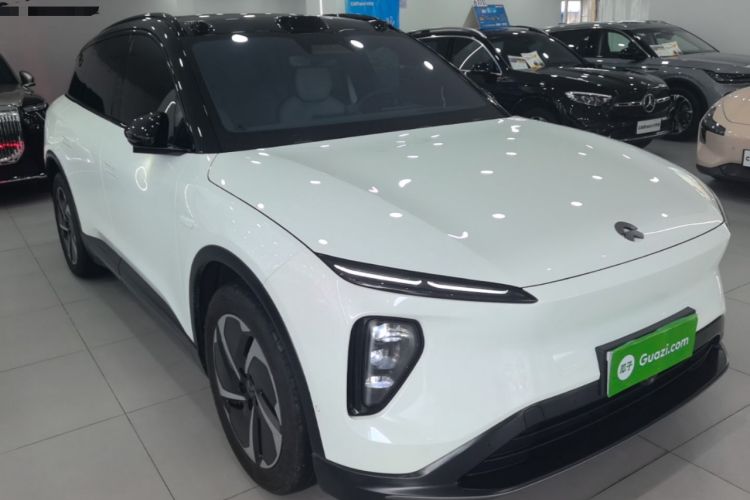 Used Nio ES6 2023 75 kWh Front Right 45 Deg