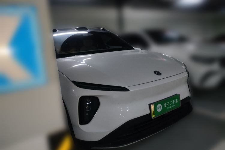 Used Nio ES6 2023 75 kWh Front Right 45 Deg