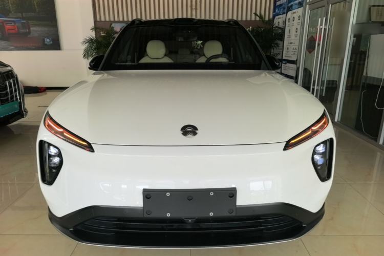 Used Nio ES6 2023 75 kWh Front