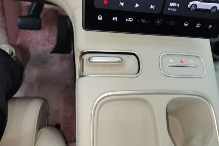 Used Nio ES6 2023 75 kWh Gear Lever