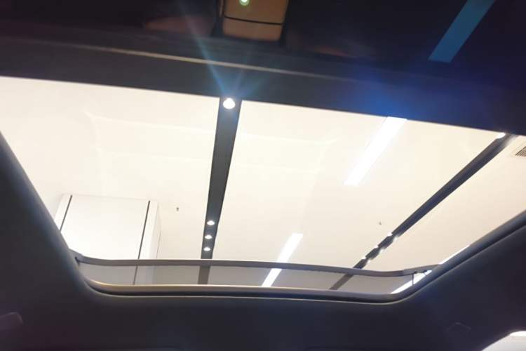 Used Nio ES6 2023 75 kWh Headliner