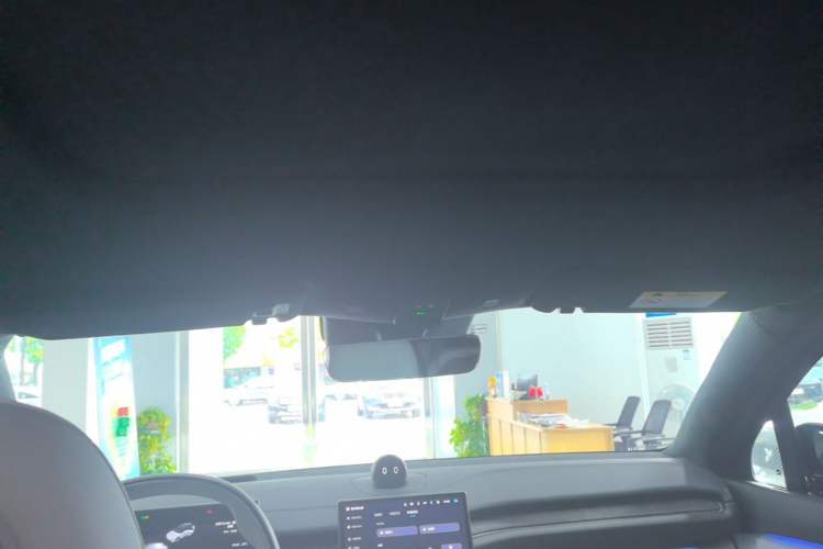 Used Nio ES6 2023 75 kWh Headliner