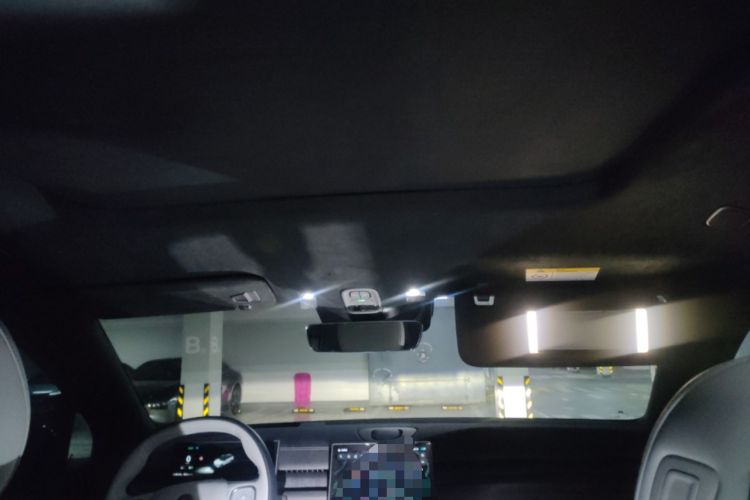Used Nio ES6 2023 75 kWh Headliner