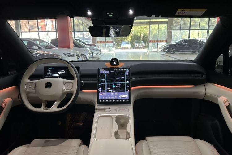 Used Nio ES6 2023 100kWh Interior 5