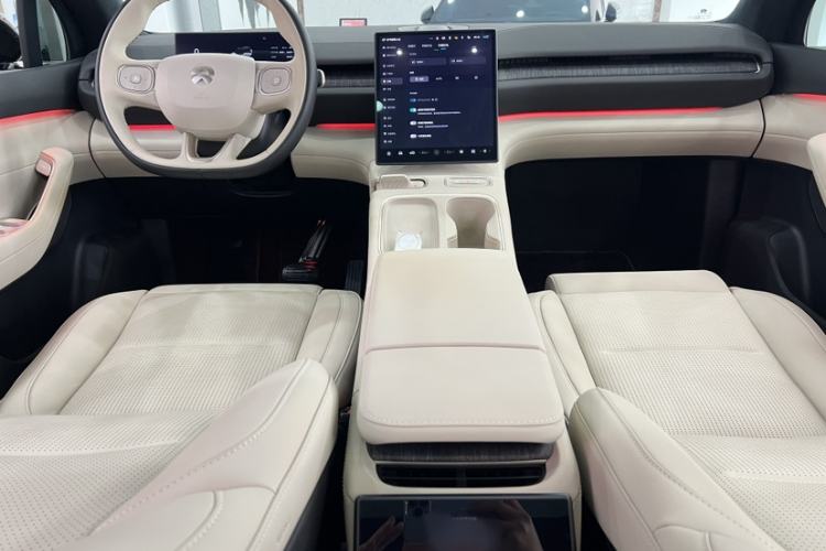 Used Nio ES6 2023 75 kWh Interior 6