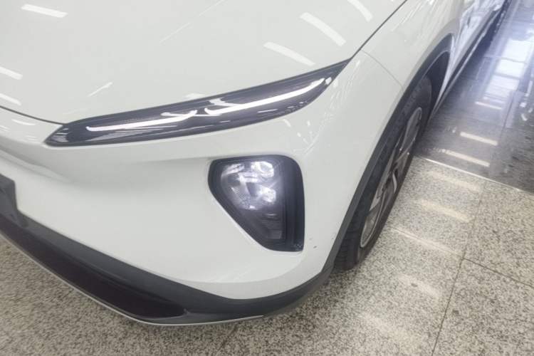 Used Nio ES6 2023 75 kWh Left Front Headlight
