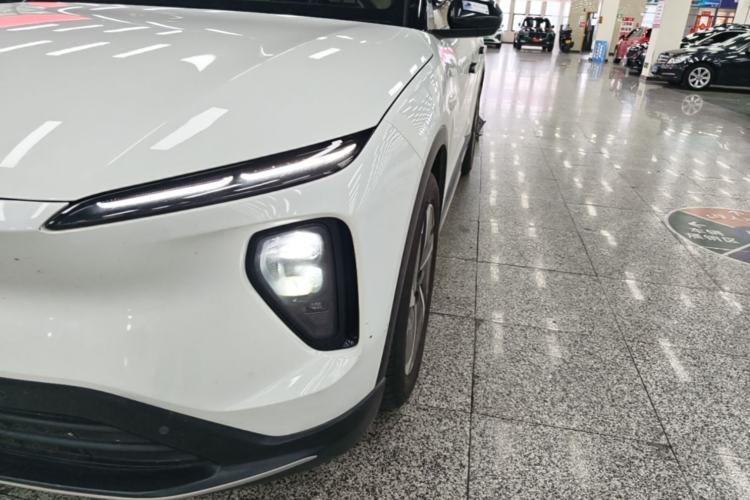 Used Nio ES6 2023 75 kWh Left Front Headlight