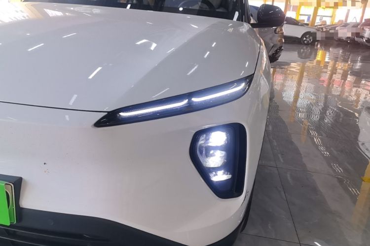 Used Nio ES6 2023 75 kWh Left Front Headlight