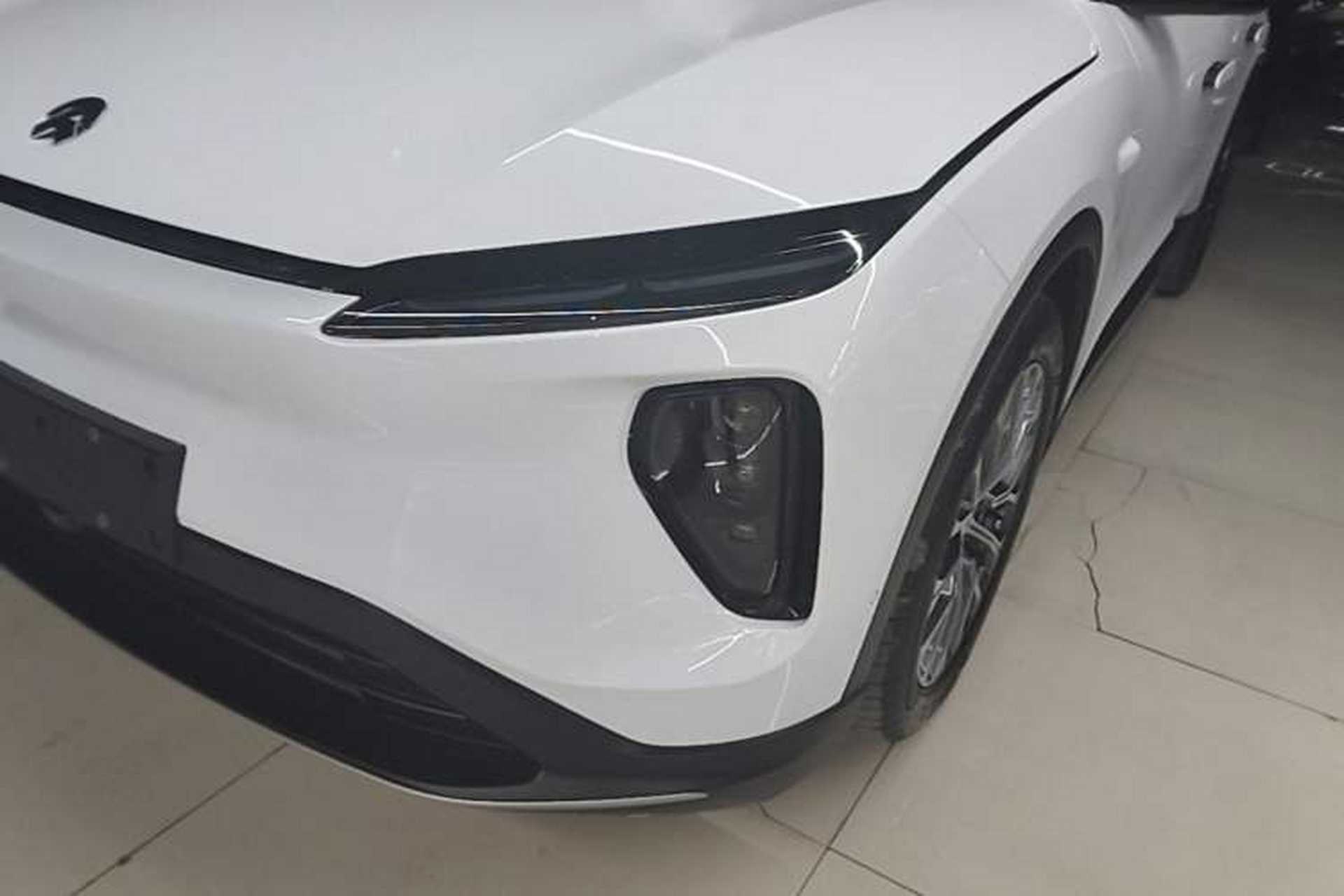 Used Nio ES6 2023 75 kWh Left Front Headlight