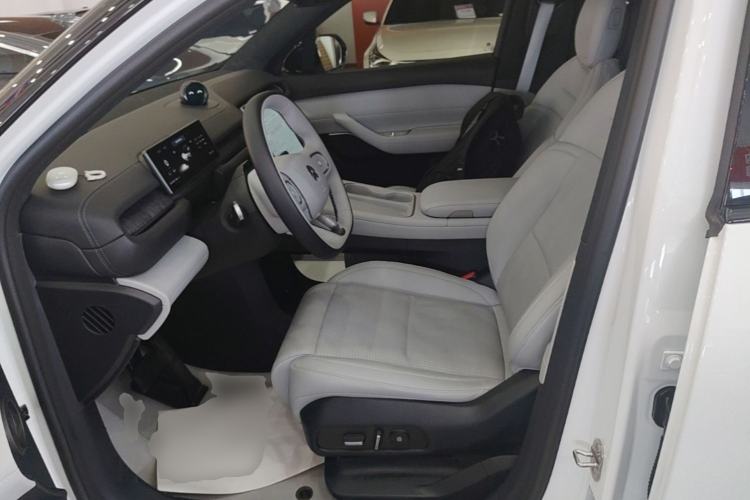Used Nio ES6 2023 75 kWh Left Front Seat