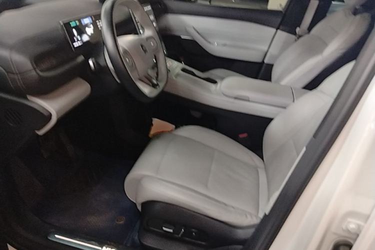 Used Nio ES6 2023 75 kWh Left Front Seat