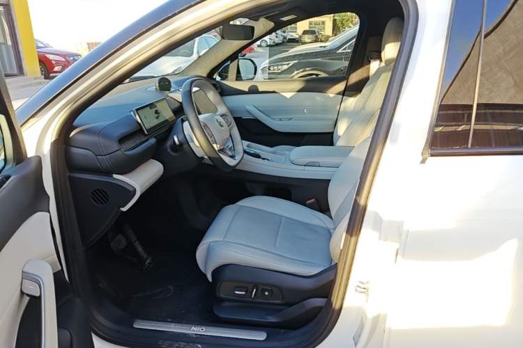 Used Nio ES6 2023 75 kWh Left Front Seat