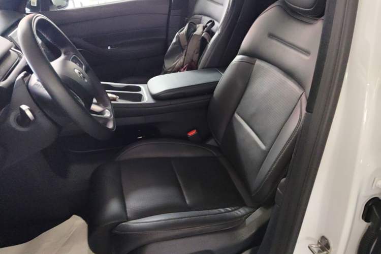 Used Nio ES6 2023 75 kWh Left Front Seat