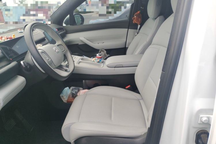 Used Nio ES6 2023 75 kWh Left Front Seat