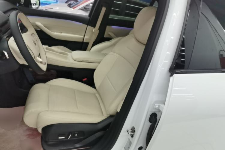 Used Nio ES6 2023 75 kWh Left Front Seat