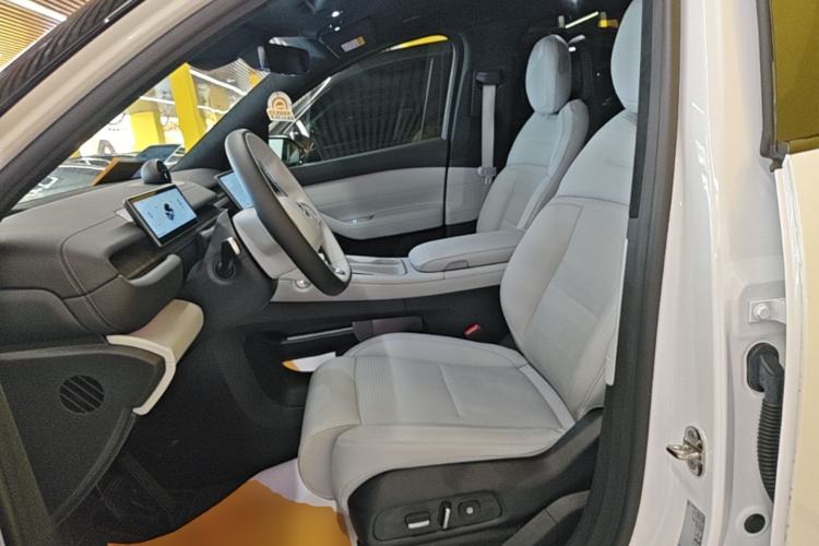 Used Nio ES6 2023 75 kWh Left Front Seat