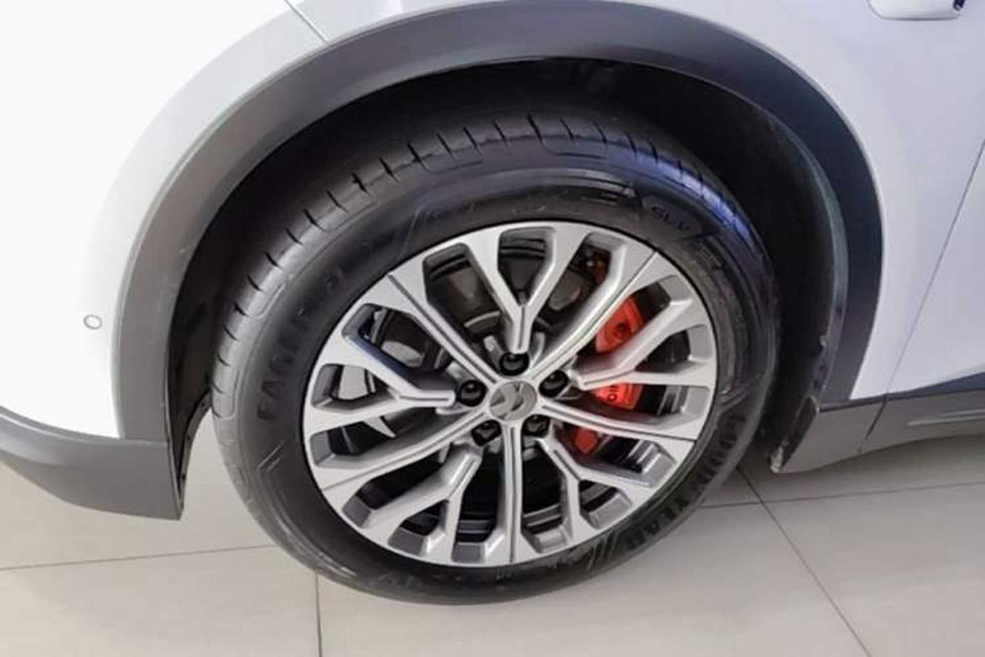 Used Nio ES6 2023 75 kWh Left Front Wheel Hub