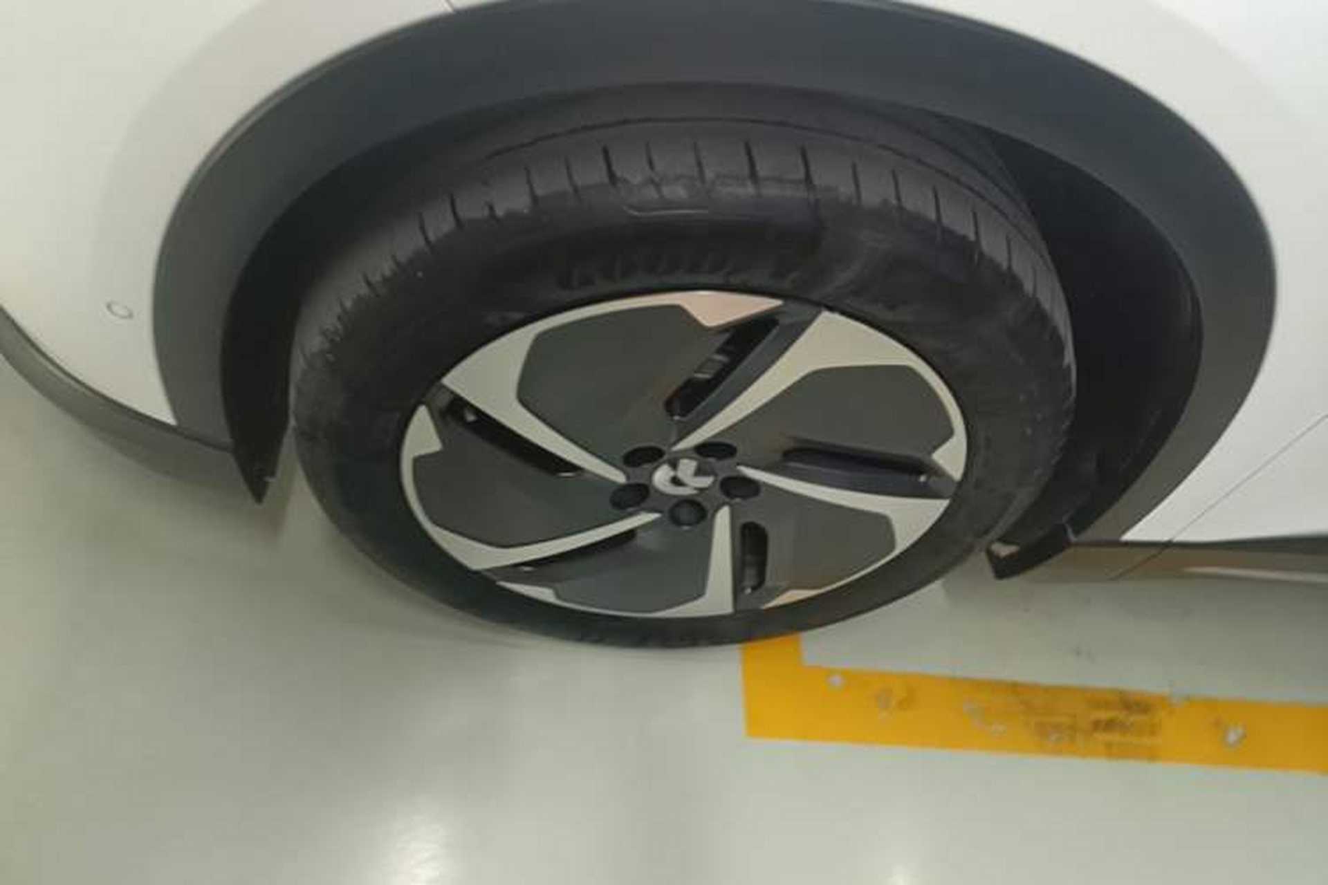 Used Nio ES6 2023 75 kWh Left Front Wheel Hub